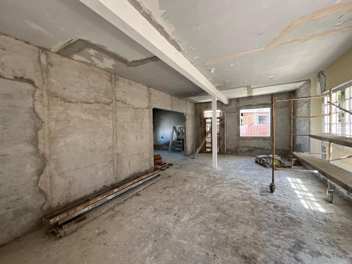 2 sovrum Villa till salu i Alhaurin el Grande - 270 000 € (Ref: 9041273)