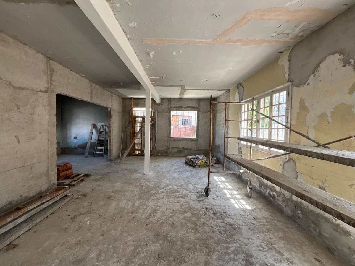 2 sovrum Villa till salu i Alhaurin el Grande - 270 000 € (Ref: 9041273)