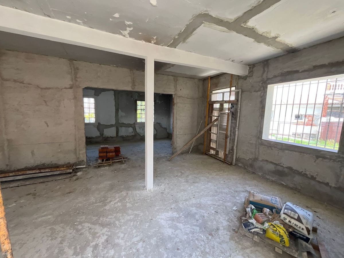 2 sovrum Villa till salu i Alhaurin el Grande - 270 000 € (Ref: 9041273)