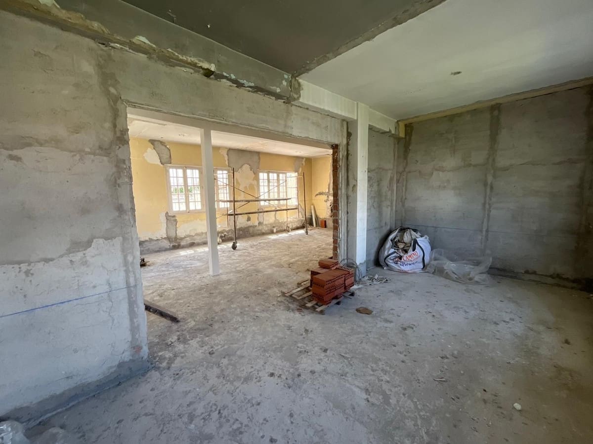 2 sovrum Villa till salu i Alhaurin el Grande - 270 000 € (Ref: 9041273)