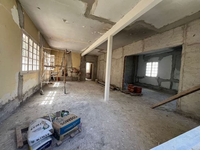 2 slaapkamer Villa te koop in Alhaurín el Grande - € 270.000 (Ref: 9041273)