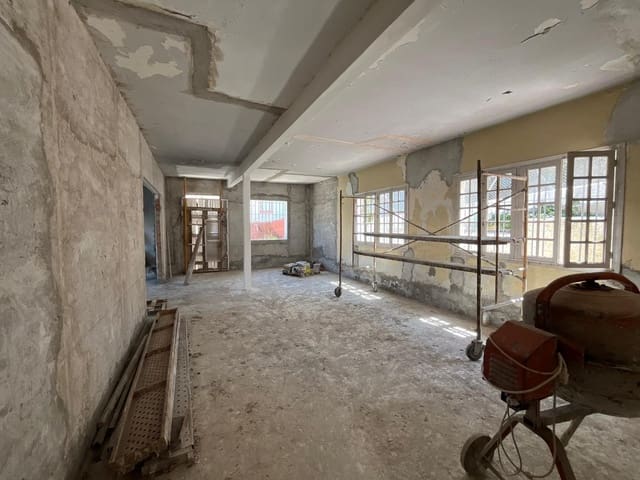 2 slaapkamer Villa te koop in Alhaurín el Grande - € 270.000 (Ref: 9041273)