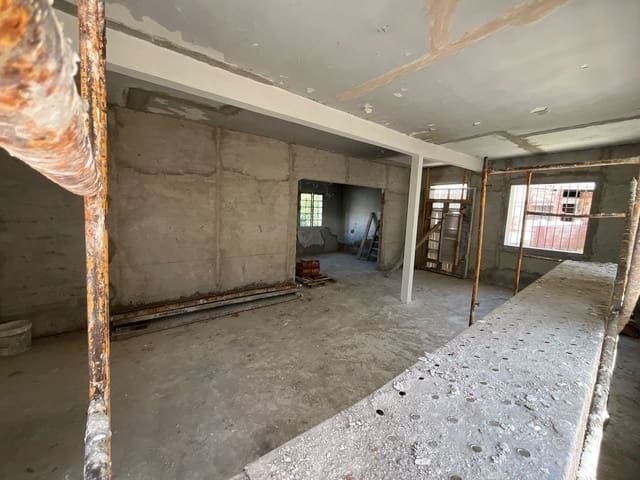 2 slaapkamer Villa te koop in Alhaurín el Grande - € 270.000 (Ref: 9041273)