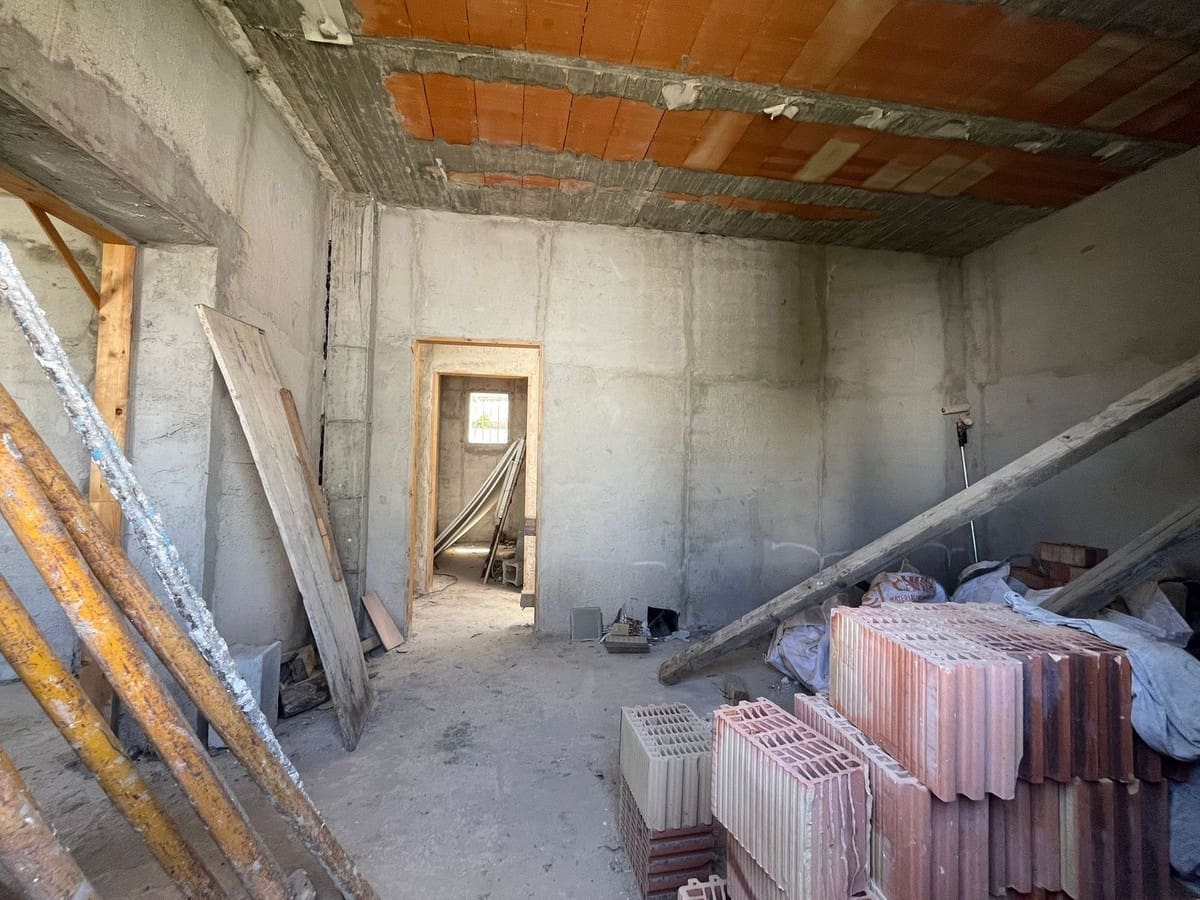 2 sovrum Villa till salu i Alhaurin el Grande - 270 000 € (Ref: 9041273)