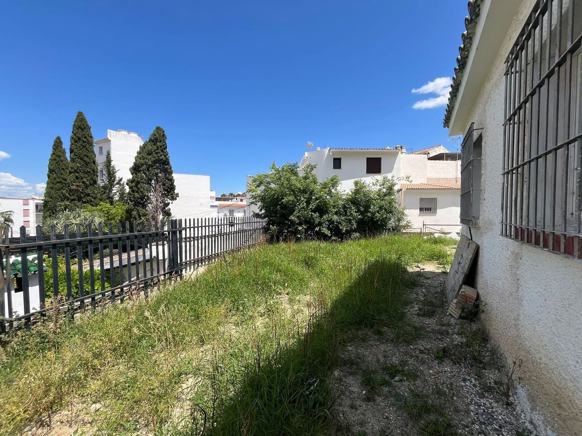 2 sovrum Villa till salu i Alhaurin el Grande - 270 000 € (Ref: 9041273)