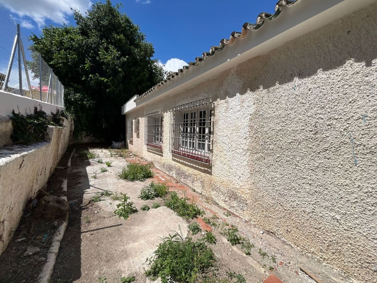 2 sovrum Villa till salu i Alhaurin el Grande - 270 000 € (Ref: 9041273)