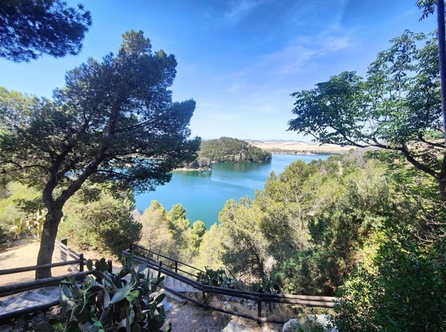 Mark till salu i Ardales - 700 000 € (Ref: 9074223)