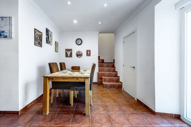 4 soveværelse Byhus til salg i Alhaurín el Grande - € 270.000 (Ref: 9081003)