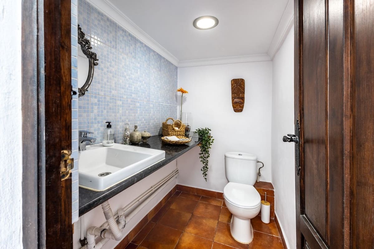 4 slaapkamer Huis te koop in Alhaurin el Grande - € 270.000 (Ref: 9081003)