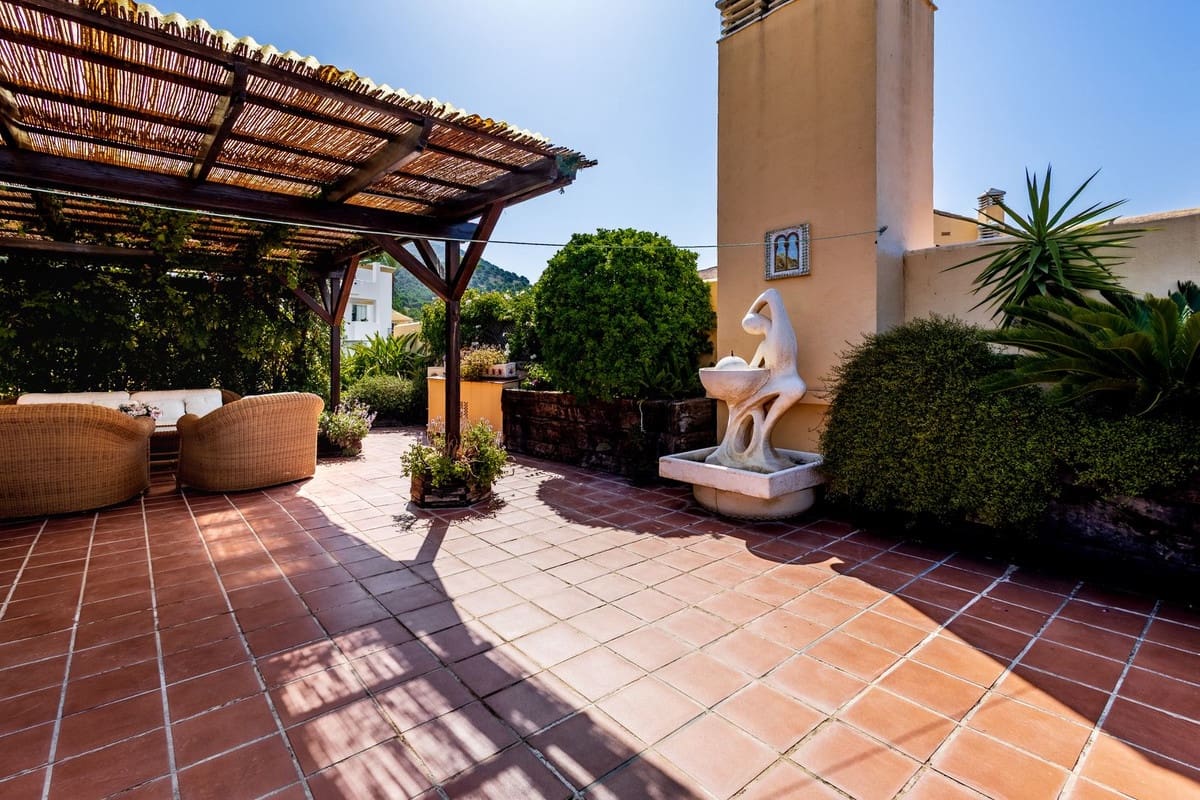 3 soverom Leilighet til salgs i Alhaurin Golf med svømmebasseng garasje - € 485 000 (Ref: 9095774)