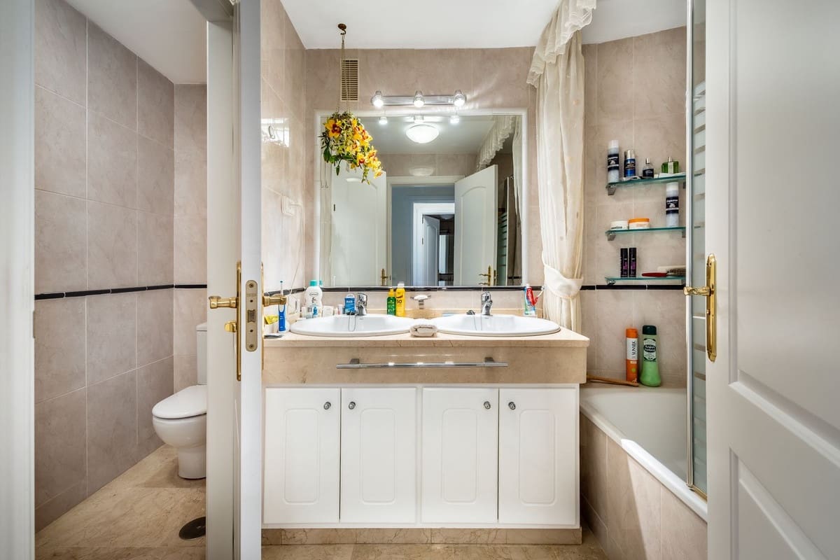 3 soverom Leilighet til salgs i Alhaurin Golf med svømmebasseng garasje - € 485 000 (Ref: 9095774)