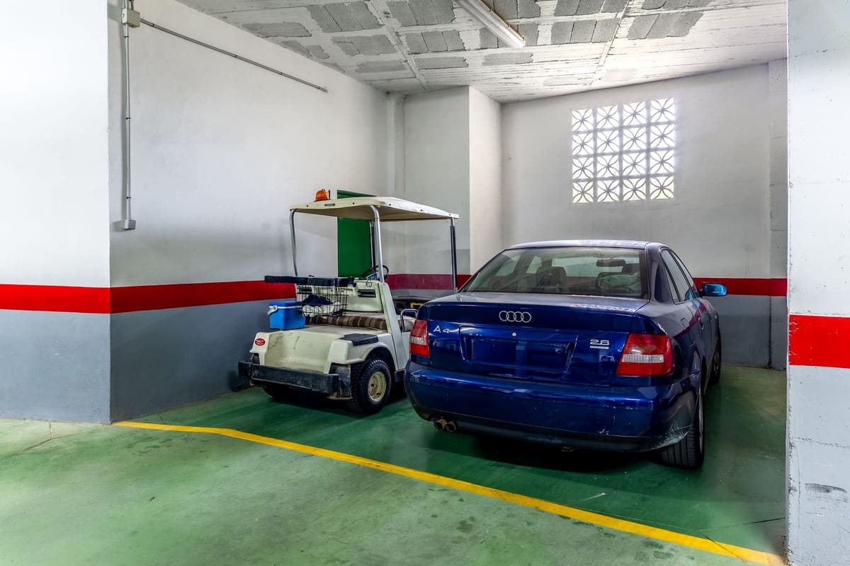 3 soverom Leilighet til salgs i Alhaurin Golf med svømmebasseng garasje - € 485 000 (Ref: 9095774)