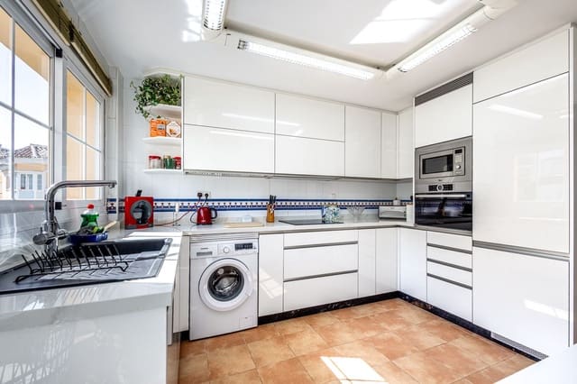 3 soverom Leilighet til salgs i Alhaurín Golf, Alhaurín el Grande med svømmebasseng garasje - € 485 000 (Ref: 9095774)