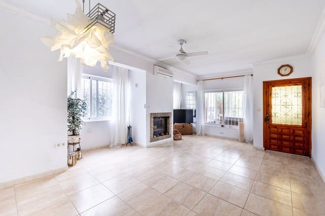 3 quarto Moradia para venda em Coín com piscina garagem - 350 000 € (Ref: 9186621)