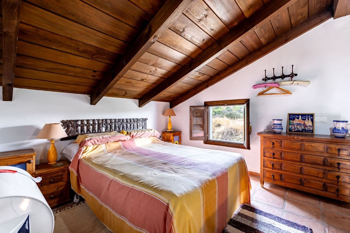 3 soveværelse Finca/Landehus til salg i Coin med swimmingpool garage - € 395.000 (Ref: 9301690)