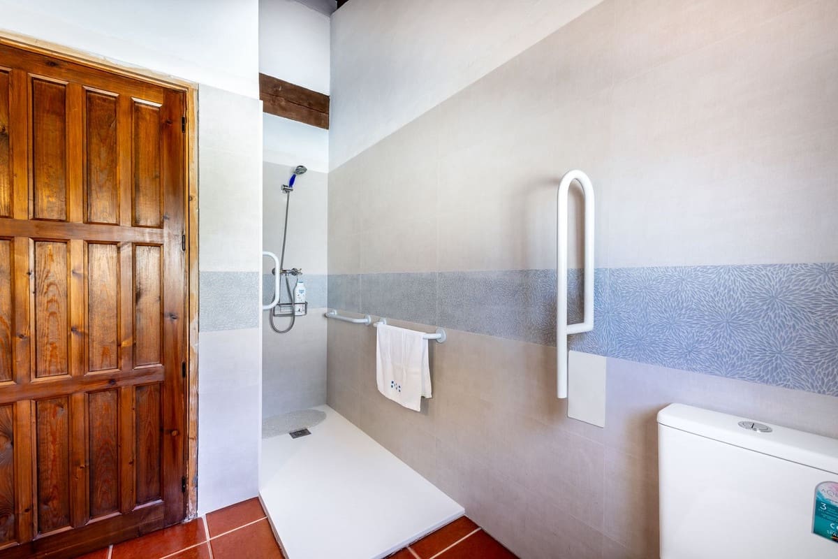 4 soverom Villa til salgs i Alhaurin el Grande med svømmebasseng garasje - € 695 000 (Ref: 9309319)