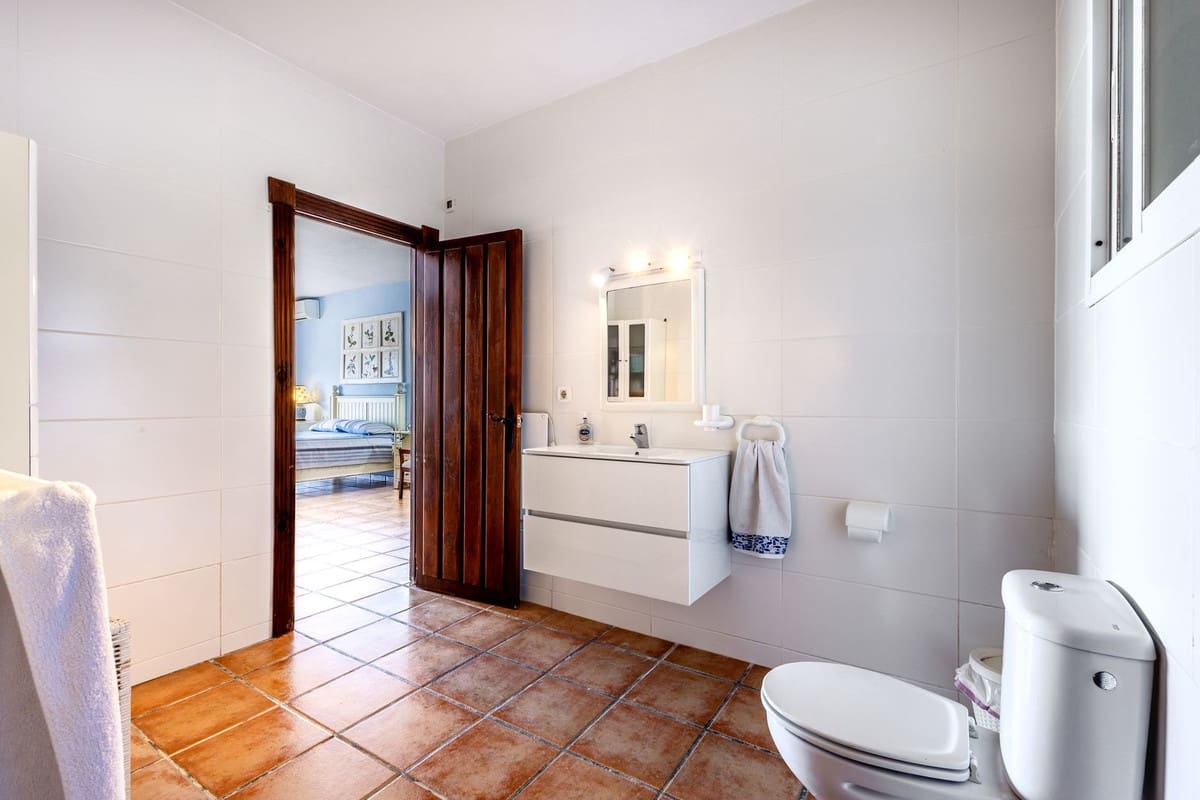 4 soverom Villa til salgs i Alhaurin el Grande med svømmebasseng garasje - € 695 000 (Ref: 9309319)