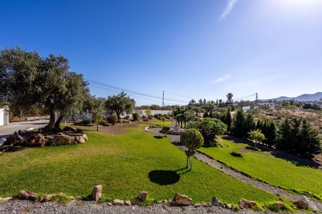 4 soverom Villa til salgs i Alhaurín el Grande med svømmebasseng garasje - € 695 000 (Ref: 9309319)