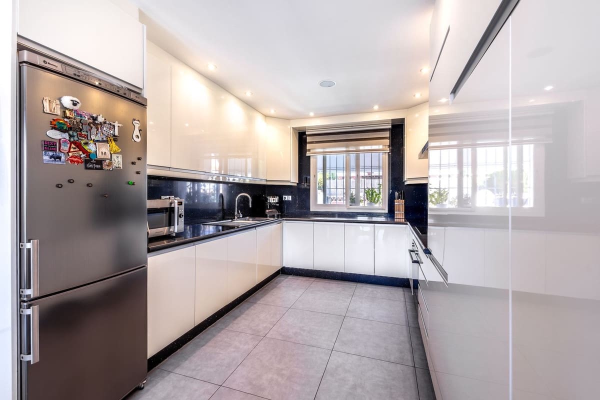 6 camera da letto Villa in vendita in Alhaurin el Grande con piscina garage - 995.000 € (Rif: 9311994)