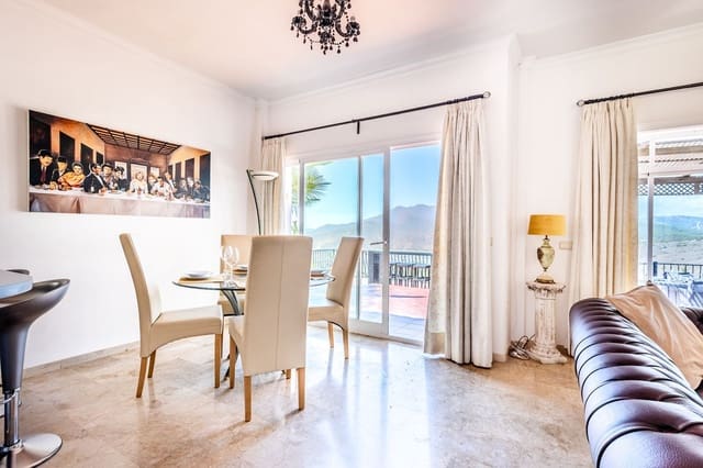 3 soverom Villa til leie i Alhaurín Golf, Alhaurín el Grande med svømmebasseng garasje - € 3 750 (Ref: 9325388)