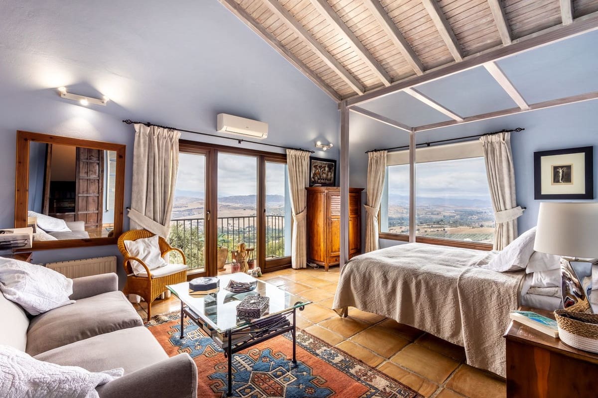 4 sovrum Finca/Hus på landet till salu i Coin med pool garage - 1 195 000 € (Ref: 9372870)