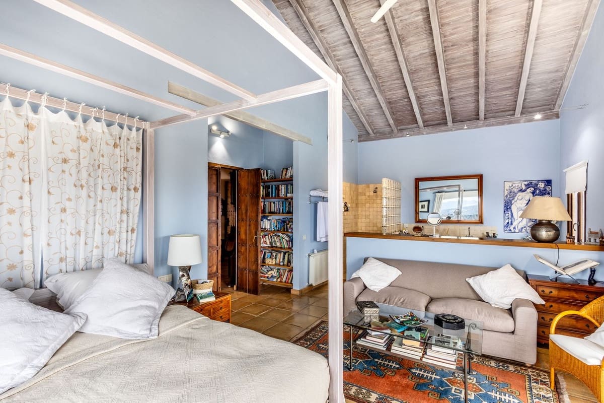 4 sovrum Finca/Hus på landet till salu i Coin med pool garage - 1 195 000 € (Ref: 9372870)