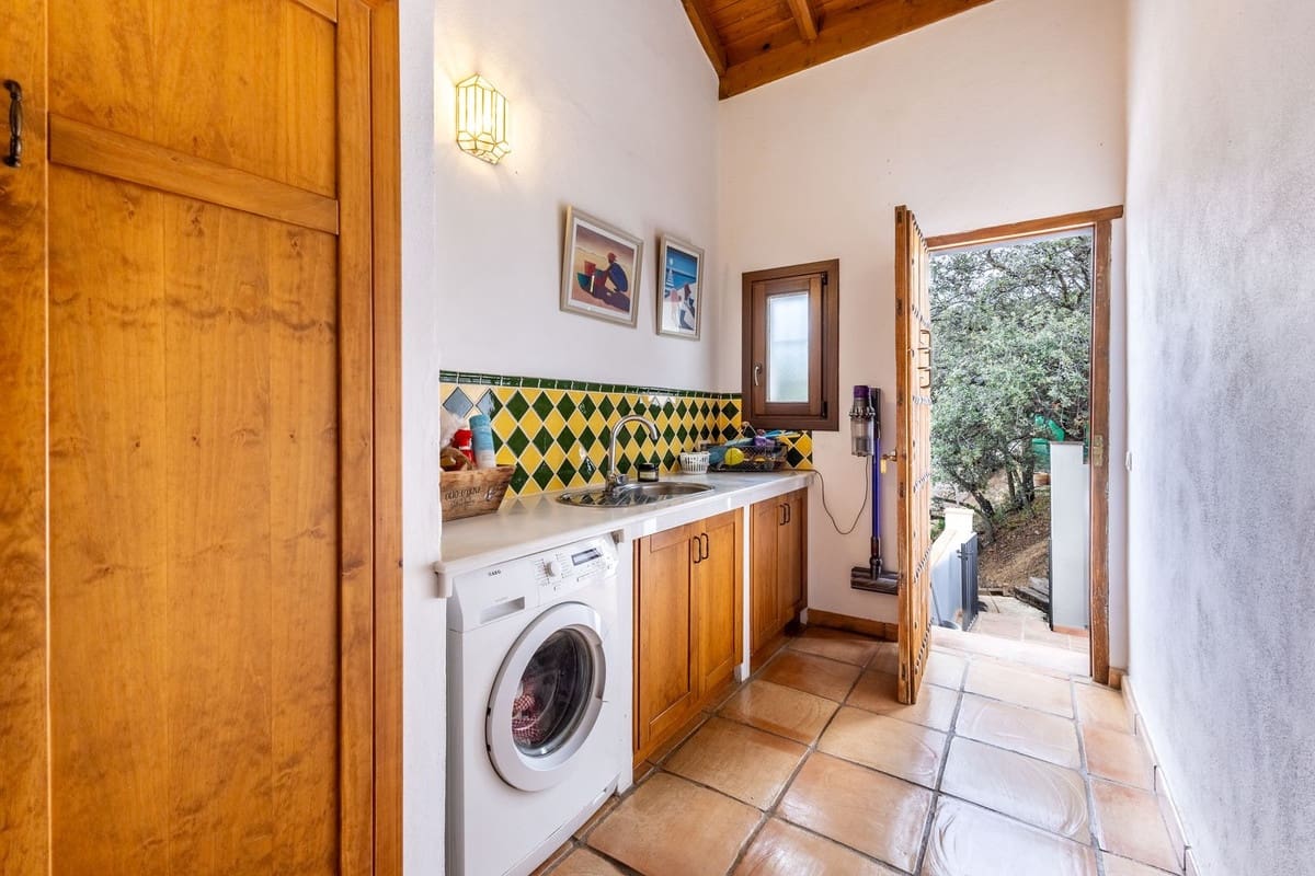 4 sovrum Finca/Hus på landet till salu i Coin med pool garage - 1 195 000 € (Ref: 9372870)