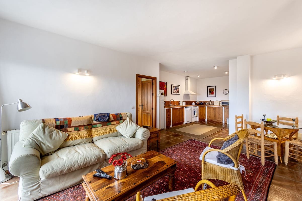 4 sovrum Finca/Hus på landet till salu i Coin med pool garage - 1 195 000 € (Ref: 9372870)