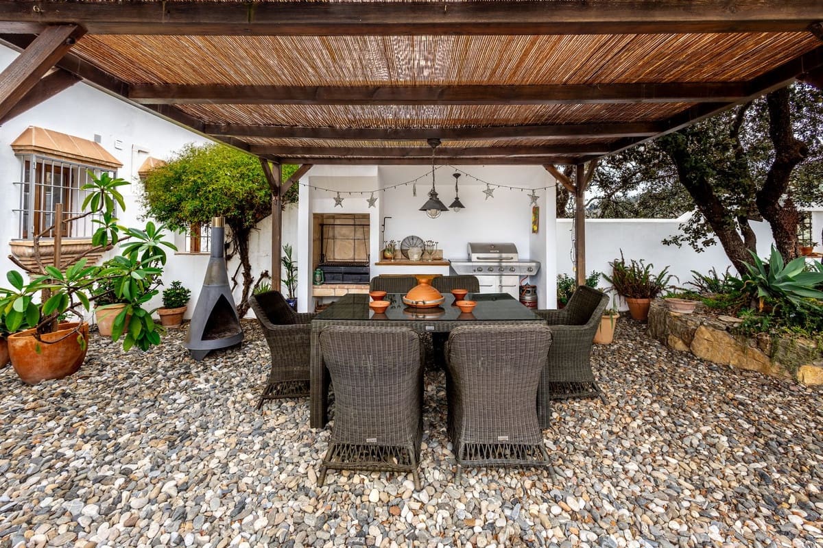 4 sovrum Finca/Hus på landet till salu i Coin med pool garage - 1 195 000 € (Ref: 9372870)