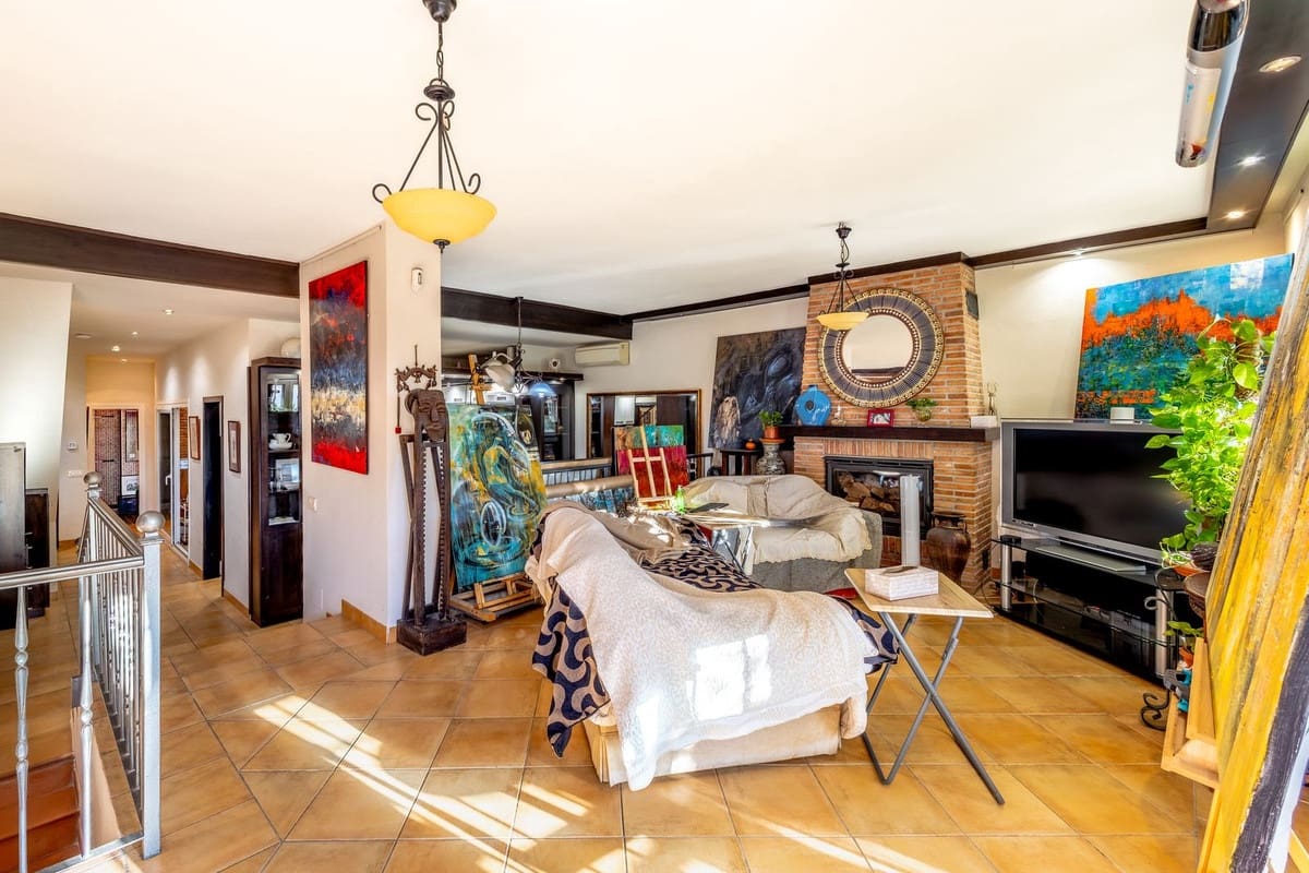 2 bedroom Townhouse for sale in Alhaurin Golf with pool garage - € 355,000 (Ref: 9417993)