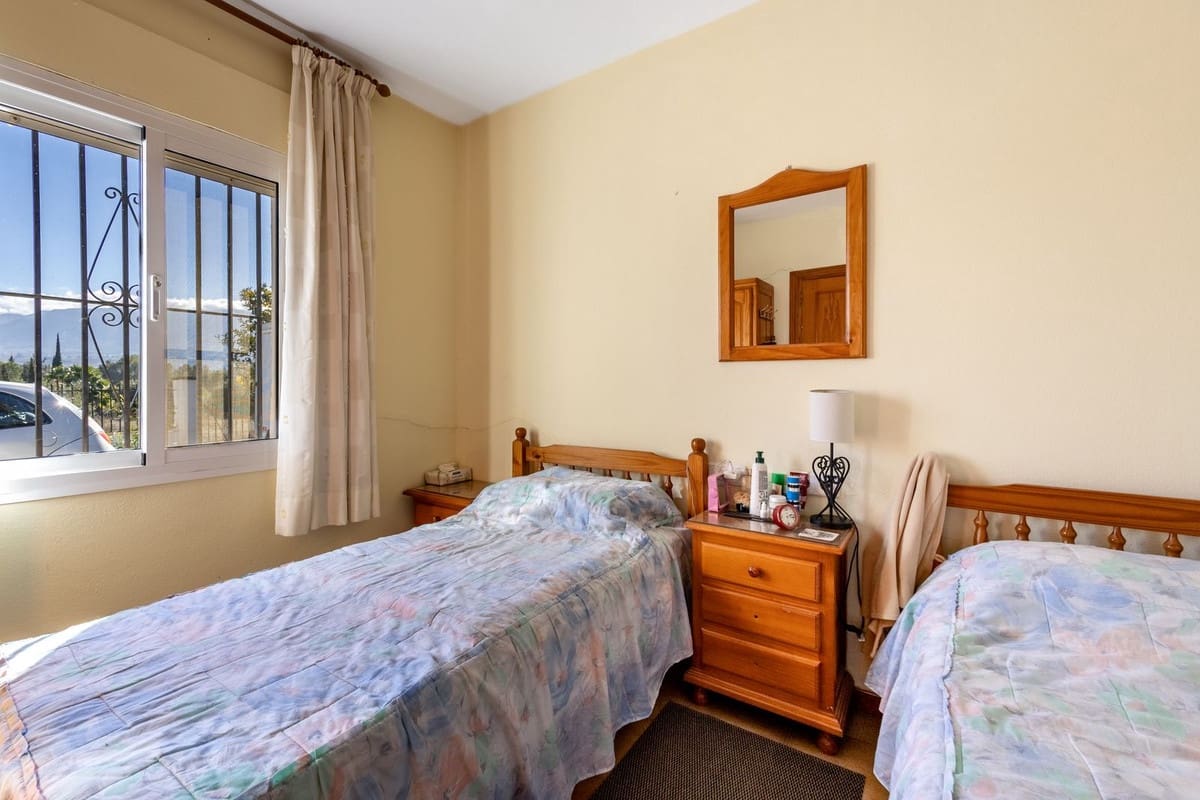 2 slaapkamer Finca/Landhuis te koop in Cartama met zwembad garage - € 265.000 (Ref: 9426553)