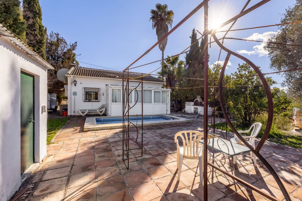 2 slaapkamer Finca/Landhuis te koop in Cartama met zwembad garage - € 265.000 (Ref: 9426553)