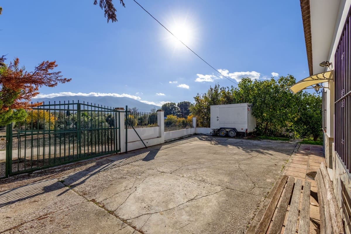 2 bedroom Finca/Country House for sale in Cartama with pool garage - € 265,000 (Ref: 9426553)