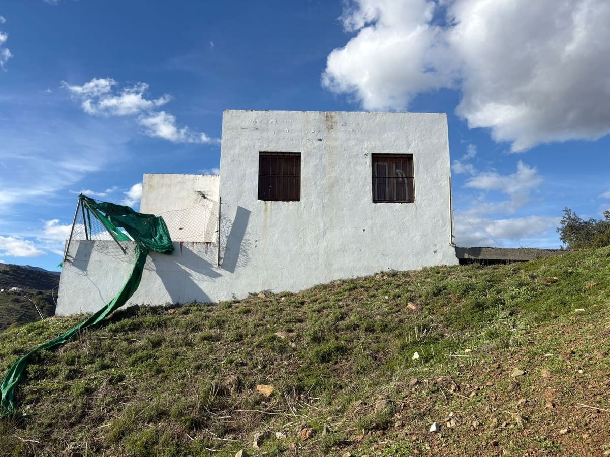 3 makuuhuone Maalaistalo myytävänä paikassa Tolox - 55 000 € (Ref: 9487166)