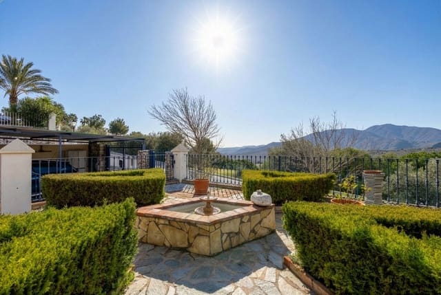 3 soveværelse Semi-Rækkehus til salg i Alhaurín Golf, Alhaurín el Grande med swimmingpool garage - € 399.000 (Ref: 9539491)