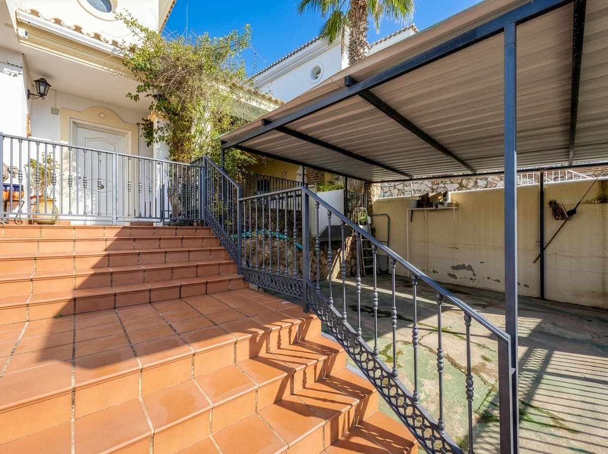 3 soveværelse Semi-Rækkehus til salg i Alhaurin Golf med swimmingpool garage - € 399.000 (Ref: 9539491)