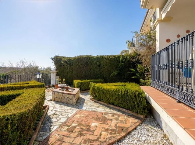 3 sovrum Semi-fristående Villa till salu i Alhaurín Golf, Alhaurín el Grande med pool garage - 399 000 € (Ref: 9539491)