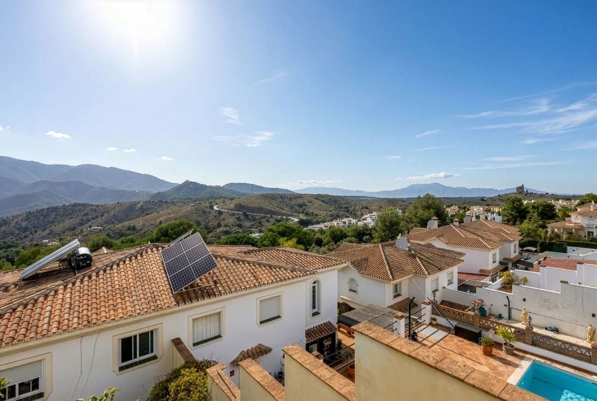 3 Zimmer Doppelhaus zu verkaufen in Alhaurin Golf mit Pool Garage - 399.000 € (Ref: 9539491)