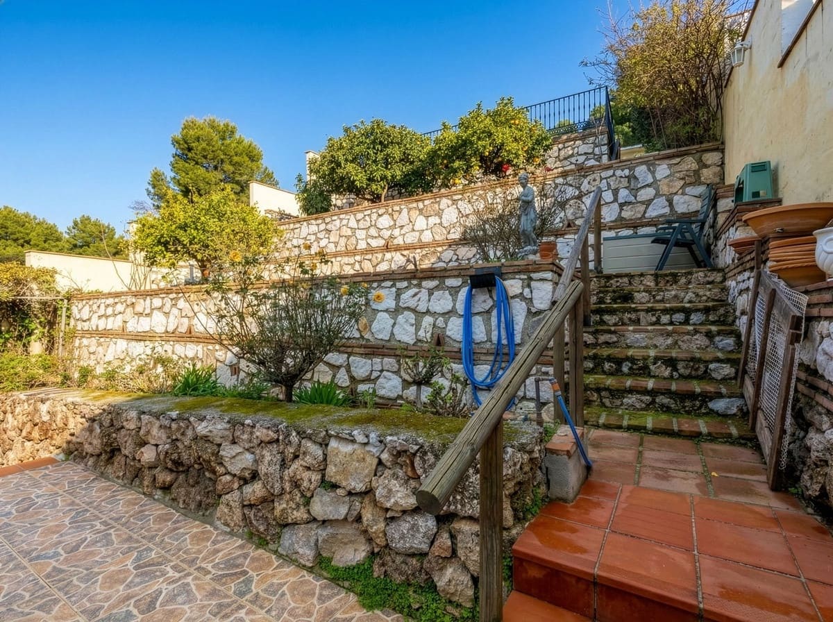 3 Zimmer Doppelhaus zu verkaufen in Alhaurin Golf mit Pool Garage - 399.000 € (Ref: 9539491)
