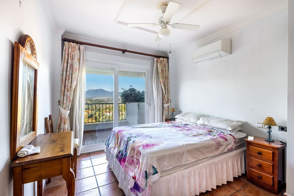 Apartamento de 3 habitaciones en Alhaurín el Grande en venta con piscina garaje - 259.000 € (Ref: 9542402)