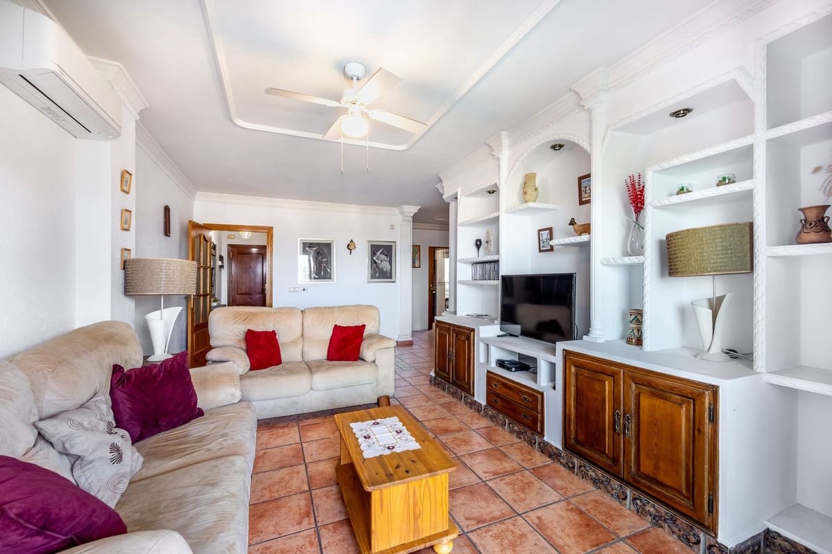 Apartamento de 3 habitaciones en Alhaurín el Grande en venta con piscina garaje - 259.000 € (Ref: 9542402)