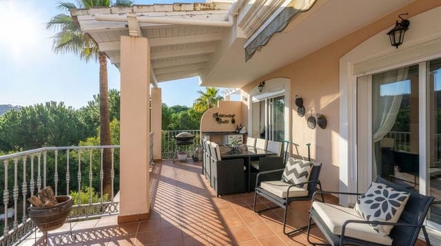 3 sovrum Hus till salu i Alhaurín Golf, Alhaurín el Grande med pool garage - 399 000 € (Ref: 9571741)