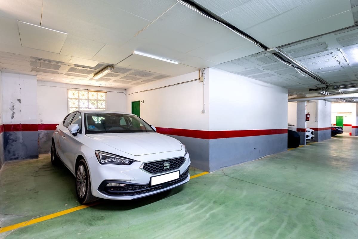 3 bedroom Apartment for sale in Alhaurin Golf with pool garage - € 455,000 (Ref: 9580119)