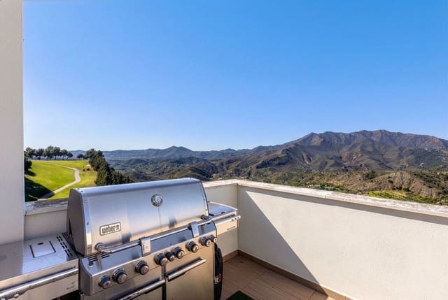 3 bedroom Apartment for sale in Alhaurín Golf, Alhaurín el Grande with pool garage - € 410,000 (Ref: 9614276)