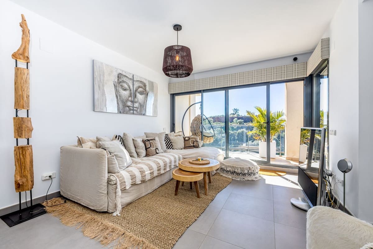 3 bedroom Apartment for sale in Alhaurin Golf with pool garage - € 410,000 (Ref: 9614276)