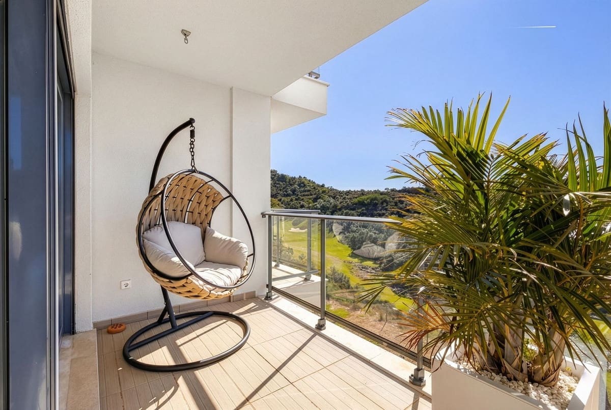 3 bedroom Apartment for sale in Alhaurin Golf with pool garage - € 410,000 (Ref: 9614276)