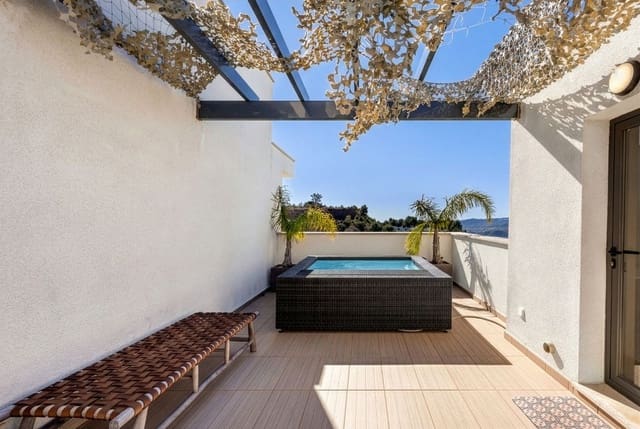 3 bedroom Apartment for sale in Alhaurín Golf, Alhaurín el Grande with pool garage - € 410,000 (Ref: 9614276)