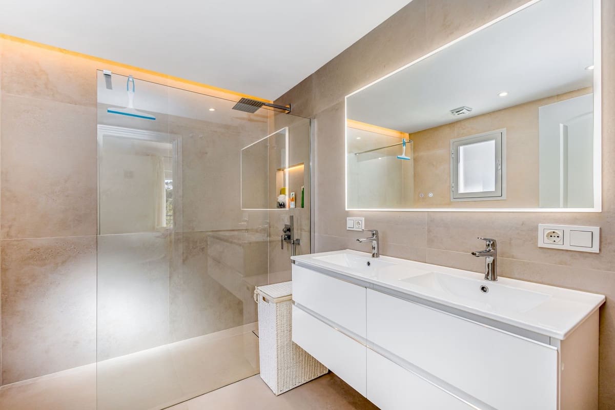 2 chambre Maison de Ville à vendre à Alhaurin Golf avec piscine garage - 369 000 € (Ref: 9618160)