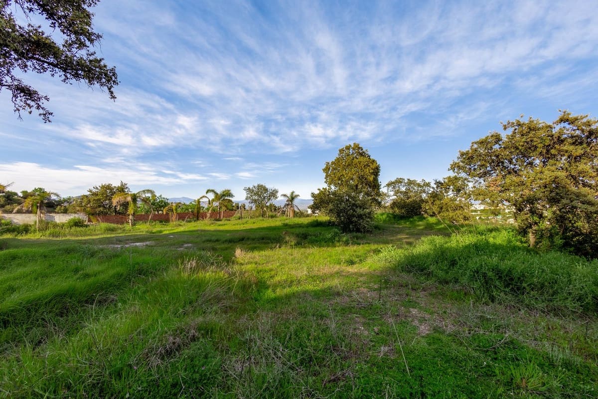6 bedroom Villa for sale in Alhaurin el Grande with pool garage - € 755,000 (Ref: 9713368)