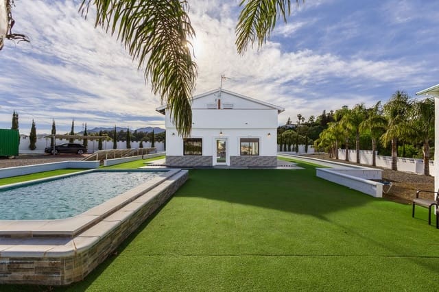 6 soverom Villa til salgs i Alhaurín el Grande med svømmebasseng garasje - € 755 000 (Ref: 9713368)